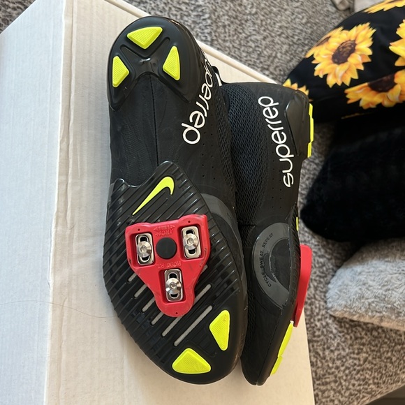 Nike Bike Shoes - Picture 4 of 6